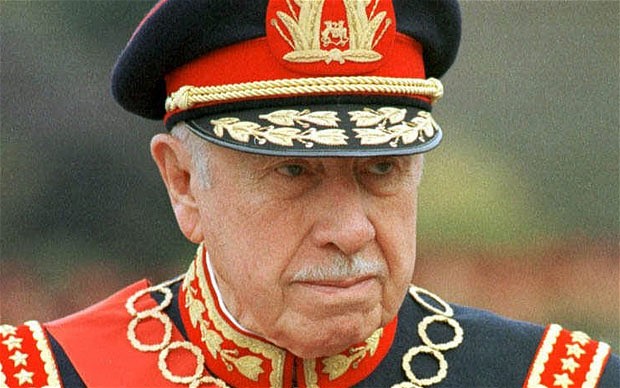 Hace bien recordar a Pinochet Hace bien recordar a Pinochet