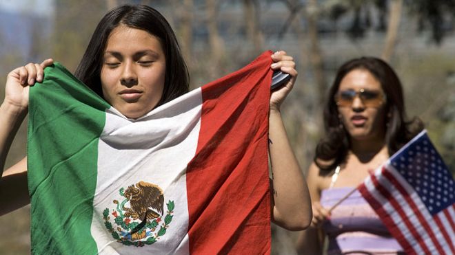 Centro de Investigación asegura que son más los mexicanos que salen de EE.UU. que los que entran Centro de Investigación asegura que son más los mexicanos que salen de EE.UU. que los que entran