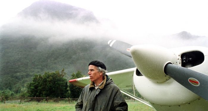 Por qué era tan polémico Douglas Tompkins, el millonario ecologista que murió en un accidente de kayak en Chile Por qué era tan polémico Douglas Tompkins, el millonario ecologista que murió en un accidente de kayak en Chile