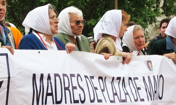 Argentina: encuentran a la nieta 120 de las Abuelas de Plaza de Mayo