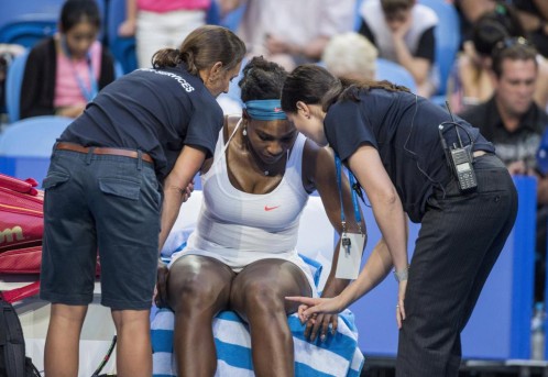 Serena Williams abandona la Copa Hopman por lesión Serena Williams abandona la Copa Hopman por lesión