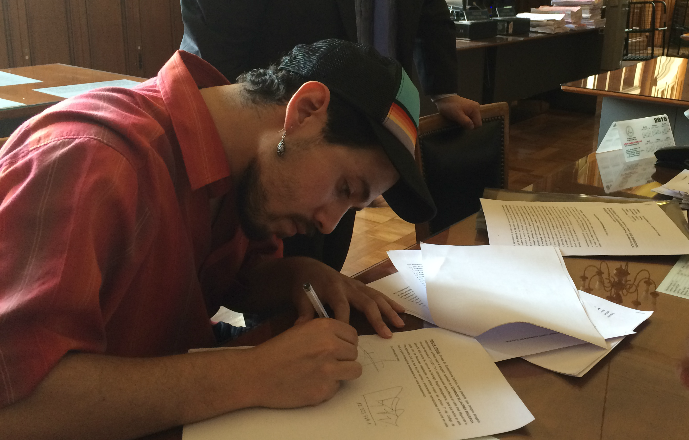 Rodrigo Avilés se hizo parte de querella contra Hasbún y complica defensa del diputado gremialista Rodrigo Avilés se hizo parte de querella contra Hasbún y complica defensa del diputado gremialista