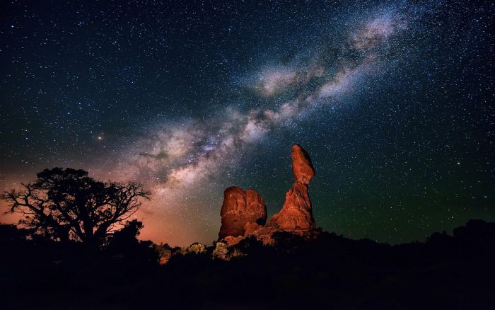 Resuelven qué son los misteriosos “bultos” de la Vía Láctea Resuelven qué son los misteriosos