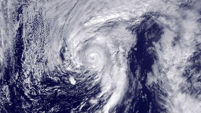 Alex, el inusual huracán causado por El Niño que sorprende a los científicos