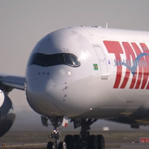[Video] TAM realiza vuelo inaugural del primer A350 de América