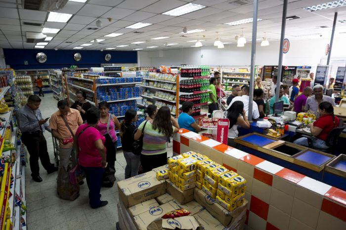 Parlamento venezolano estima que inflación de 2016 en Venezuela fue del 550% Parlamento venezolano estima que inflación de 2016 en Venezuela fue del 550%