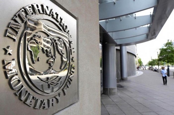 FMI ve «prematuro» hablar de guerra de divisas tras críticas de Trump a China y Japón FMI ve