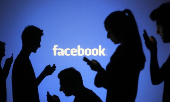 Diario francés apela a robots para conquistar Twitter y Facebook Diario francés apela a robots para conquistar Twitter y Facebook