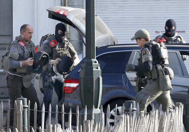Tiroteo en Bruselas durante operación antiterrorista Tiroteo en Bruselas durante operación antiterrorista