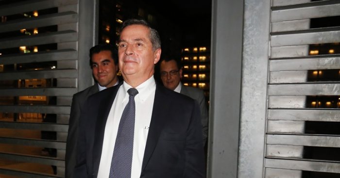 SQM: Defensa de Contesse prepara estrategia que podría ser clave para exculpar a los políticos en el caso SQM: Defensa de Contesse prepara estrategia que podría ser clave para exculpar a los políticos en el caso