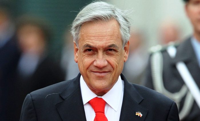 Piñera con liquidez para la campaña: fortuna de más de 1,7 billones de pesos lo sitúa entre las tres personas más ricas de Chile Piñera con liquidez para la campaña: fortuna de más de 1,7 billones de pesos lo sitúa entre las tres personas más ricas de Chile