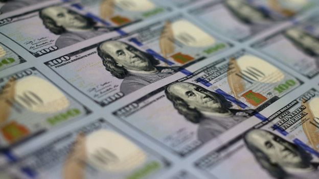 Dólar cayó este martes hasta los $678,8 en el mercado local pese a peor día del cobre en más de dos meses Dólar cayó este martes hasta los $678,8 en el mercado local pese a peor día del cobre en más de dos meses