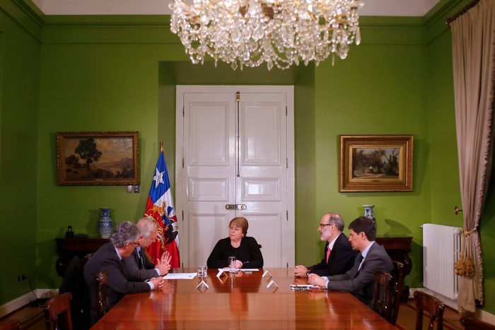 Un gabinete para “las terminaciones” Un gabinete para “las terminaciones”