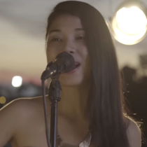 Ve aquí el nuevo vídeo de la cantante nacional Yayu para la canción “Dame una Razón”.