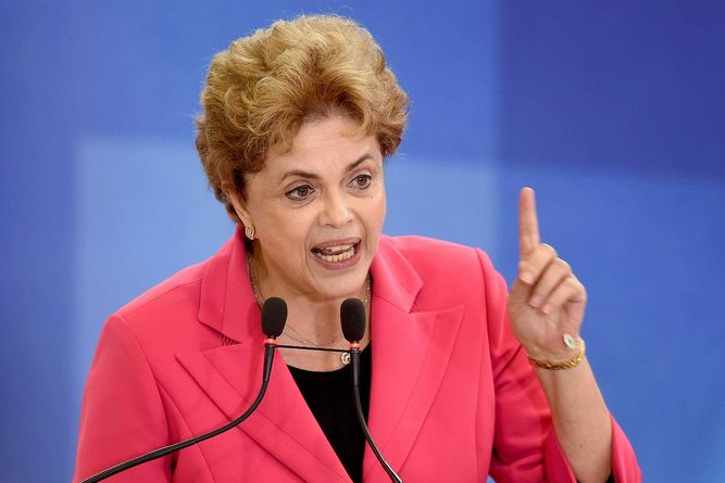 Dilma Rousseff viaja a Chile y confirma participación en encuentro internacional de DD.HH. Dilma Rousseff viaja a Chile y confirma participación en encuentro internacional de DD.HH.