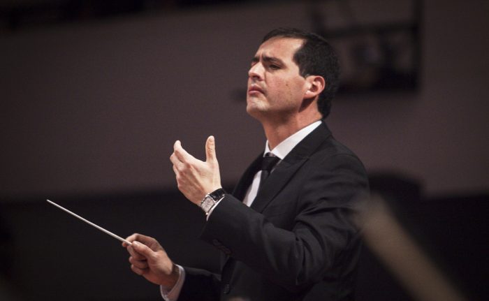 Con obras de Dvorák y Mendelssohn, Felipe Hidalgo vuelve a tomar la batuta de la Orquesta Sinfónica de Chile Con obras de Dvorák y Mendelssohn, Felipe Hidalgo vuelve a tomar la batuta de la Orquesta Sinfónica de Chile