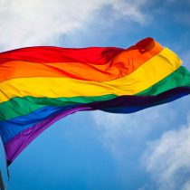 Los Ángeles conmemora los 50 años de la primera protesta LGBT en EE.UU.