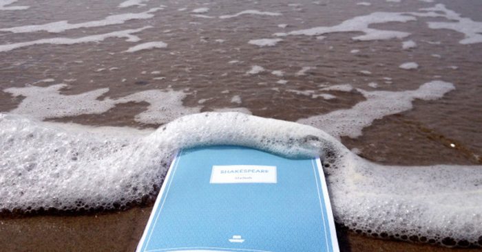 A un año de lanzada la Política Nacional del Libro, editores temen que la implementación esté haciendo agua A un año de lanzada la Política Nacional del Libro, editores temen que la implementación esté haciendo agua