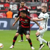 Charles Aránguiz vuelve a la titularidad en goleada del Bayer Leverkusen