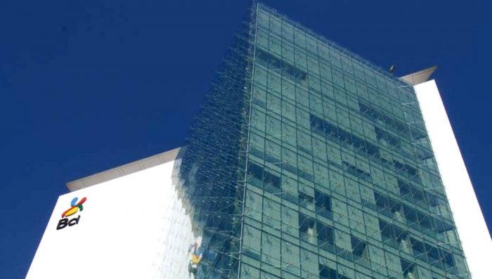 El paso clave del BCI para cumplir meta de Bachelet de incorporar mujeres a directorios de empresas El paso clave del BCI para cumplir meta de Bachelet de incorporar mujeres a directorios de empresas
