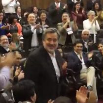 [Video] Aclamación a Alejandro Guillier en consejo del Partido Radical
