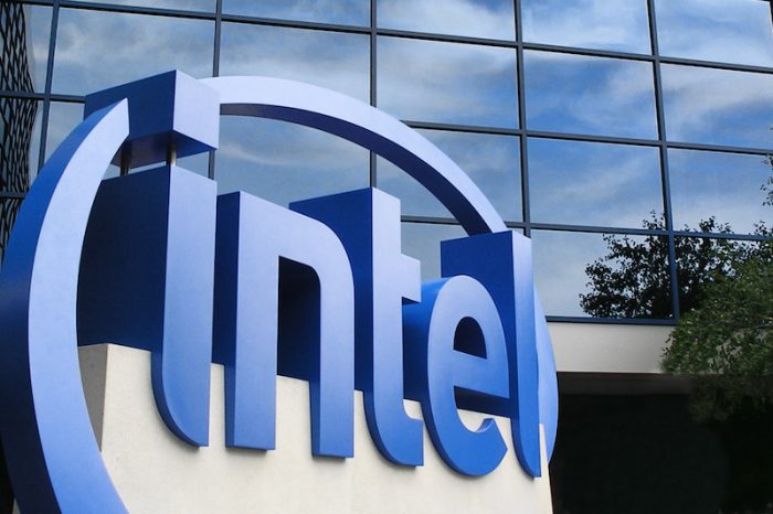 Intel y Microsoft enfrentan vulnerabilidad generalizada en chips que dejó a smartphones y computadores abiertos a piratería Intel y Microsoft enfrentan vulnerabilidad generalizada en chips que dejó a smartphones y computadores abiertos a piratería