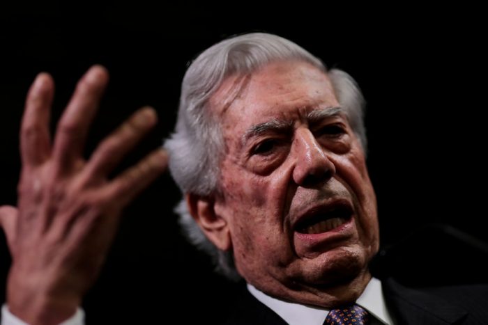 La superficial y delicuescente clase Magistral de Vargas Llosa que encantó a la derecha liberal La superficial y delicuescente clase Magistral de Vargas Llosa que encantó a la derecha liberal