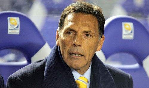 Efemérides: nacen un histórico DT de la Universidad de Chile y un recordado delantero del Liverpool Efemérides: nacen un histórico DT de la Universidad de Chile y un recordado delantero del Liverpool