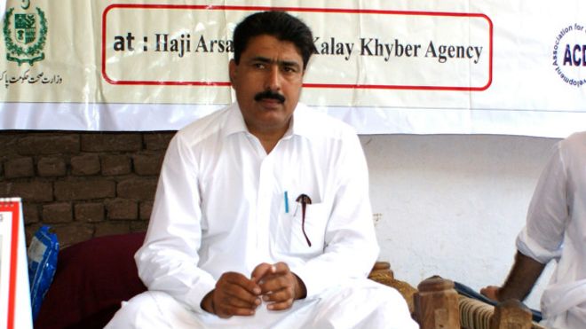El triste destino de Shakil Afridi, el médico que ayudó a EE.UU. a encontrar a Bin Laden y acabó preso El triste destino de Shakil Afridi, el médico que ayudó a EE.UU. a encontrar a Bin Laden y acabó preso