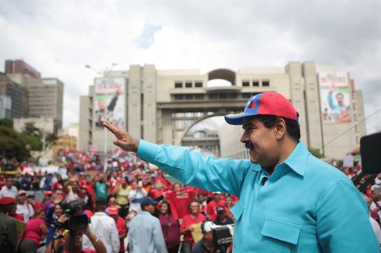 Venezuela: el presidente Nicolás Maduro ordena tomar las fábricas que estén paralizadas Venezuela: el presidente Nicolás Maduro ordena tomar las fábricas que estén paralizadas