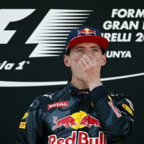 F1: Max Verstappen hace historia al convertirse en el piloto más joven en ganar una carrera