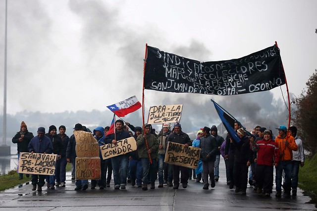 A doce días del estallido: radiografía al conflicto socioambiental en Chiloé A doce días del estallido: radiografía al conflicto socioambiental en Chiloé
