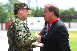 Ejército compró US$ 4 millones en bebidas alcohólicas durante periodo de Fuente-Alba Ejército compró US$ 4 millones en bebidas alcohólicas durante periodo de Fuente-Alba