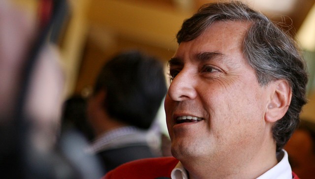 Corpesca: Cariola y Jadue presentan querella contra Gonzalo Cornejo el ex asesor privilegiado de Pablo Longueira Corpesca: Cariola y Jadue presentan querella contra Gonzalo Cornejo el ex asesor privilegiado de Pablo Longueira