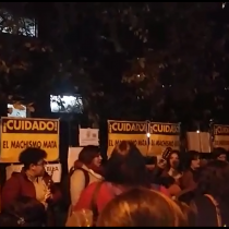 [VIDEO] Mujeres alzan la voz por la justicia y acompañan a Nabila cada tarde en su recuperación