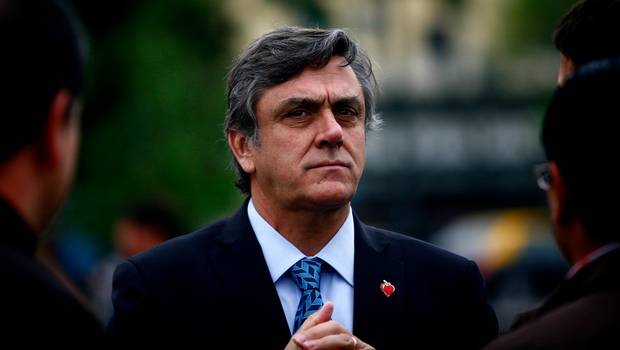 Abogados defensores de Longueira critican querella de Cariola y Jadue en el marco del caso Corpesca Abogados defensores de Longueira critican querella de Cariola y Jadue en el marco del caso Corpesca