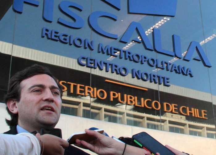 Director del Sename entrega nuevos antecedentes a Fiscalía por muerte de niña al interior del servicio Director del Sename entrega nuevos antecedentes a Fiscalía por muerte de niña al interior del servicio