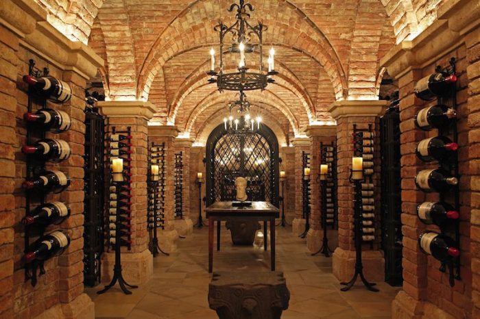Dinero de Wall Street en acción: un Mouton Rotschild de 1945 lideró subasta de vinos de Sotheby’s que recaudó US$21,9 millones en Nueva York Dinero de Wall Street en acción: un Mouton Rotschild de 1945 lideró subasta de vinos de Sotheby's que recaudó US$21,9 millones en Nueva York