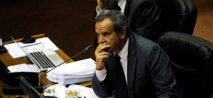 Allamand se abre a separar el 21 de mayo del mensaje presidencial Allamand se abre a separar el 21 de mayo del mensaje presidencial