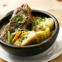 Antropóloga chilena defiende la cocina mestiza ante uniformidad de la globalización