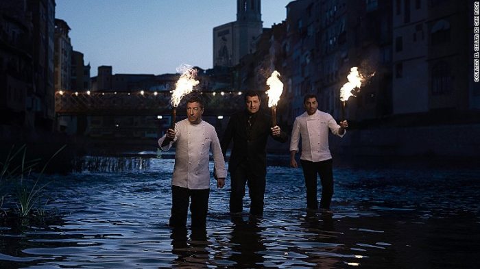 Hermanos Roca, los chefs de mejor restaurante del mundo visitan Chile para interpretar la gastronomía local Hermanos Roca, los chefs de mejor restaurante del mundo visitan Chile para interpretar la gastronomía local