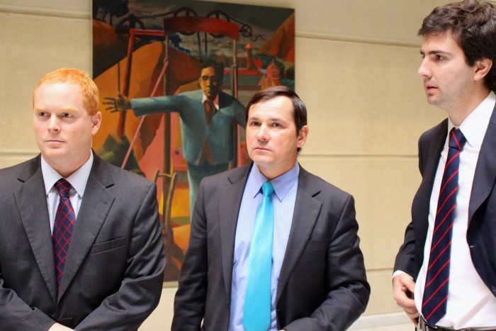 Diputados RN acusan “doble estándar” en el PS por recurrir al Tribunal Constitucional Diputados RN acusan “doble estándar” en el PS por recurrir al Tribunal Constitucional