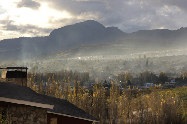 Chile líder en contaminación: informe de la OMS nombra a Coyhaique como la ciudad con más polución en el aire de Latinoamérica Chile líder en contaminación: informe de la OMS nombra a Coyhaique como la ciudad con más polución en el aire de Latinoamérica
