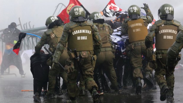 21 de mayo: Comisión de DD.HH de la Cámara exige a policías seguir los procedimientos establecidos 21 de mayo: Comisión de DD.HH de la Cámara exige a policías seguir los procedimientos establecidos