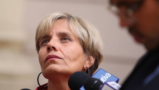 PS respalda a Lorena Fries: «Solo cumple su obligación legal de promover y proteger los DD.HH.» PS respalda a Lorena Fries: