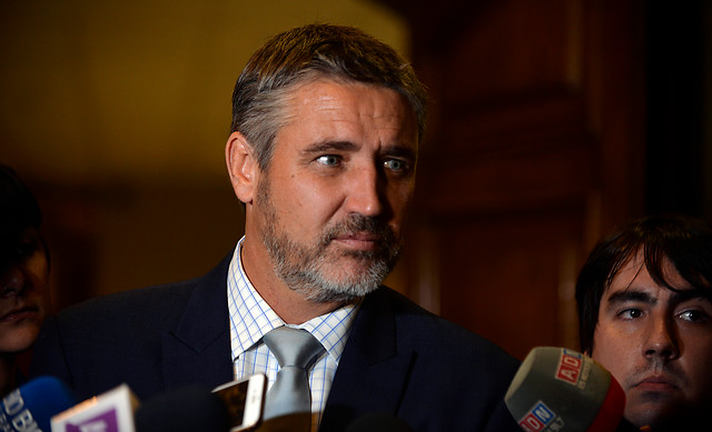 Rossi acusa “fuego amigo” contra Tohá y dice que “es una mujer honesta y proba” Rossi acusa