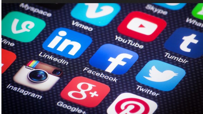 Universidad Católica y CGE crean la “Guía de Uso de Redes Sociales en casos de Emergencia” Universidad Católica y CGE crean la