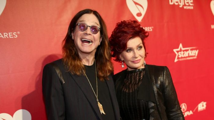 Ozzy y Sharon se divorcian luego de 33 años de matrimonio Ozzy y Sharon se divorcian luego de 33 años de matrimonio