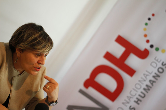 Directora del INDH aseguró que en la labor de Carabineros “no caben inhibiciones” Directora del INDH aseguró que en la labor de Carabineros