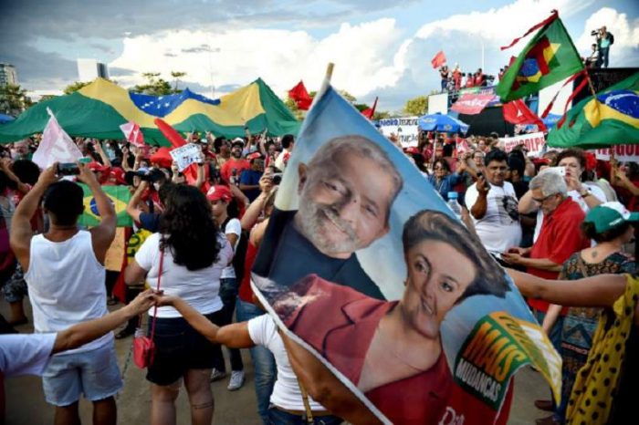 Partido de Dilma y Lula llama a movilizaciones y resistencia contra nuevo gobierno Partido de Dilma y Lula llama a movilizaciones y resistencia contra nuevo gobierno